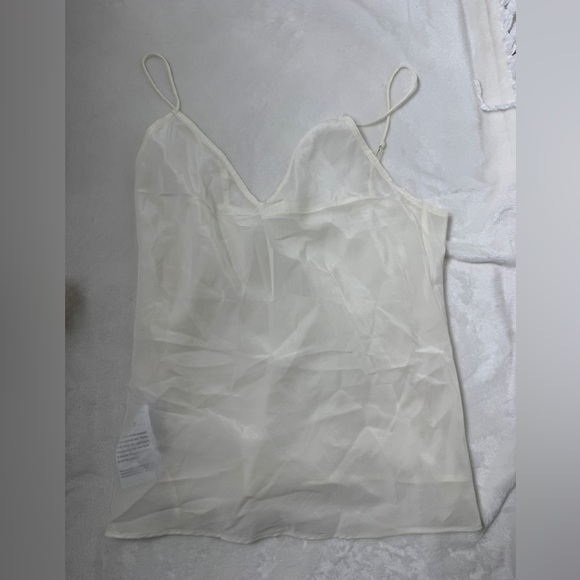 Rich Radi Qs NYC intricate Lace cutout Top - Picture 11 of 13